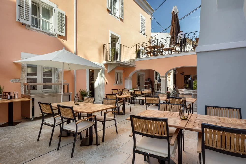 Fine dining experience at Casa Manzolin